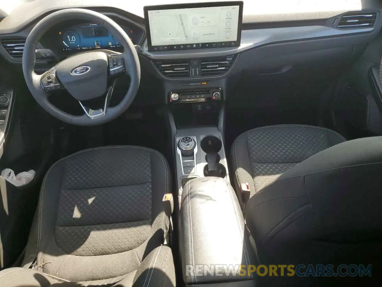 8 Фотография поврежденного автомобиля 1FMCU9GN7PUB33070 FORD ESCAPE ACT 2023