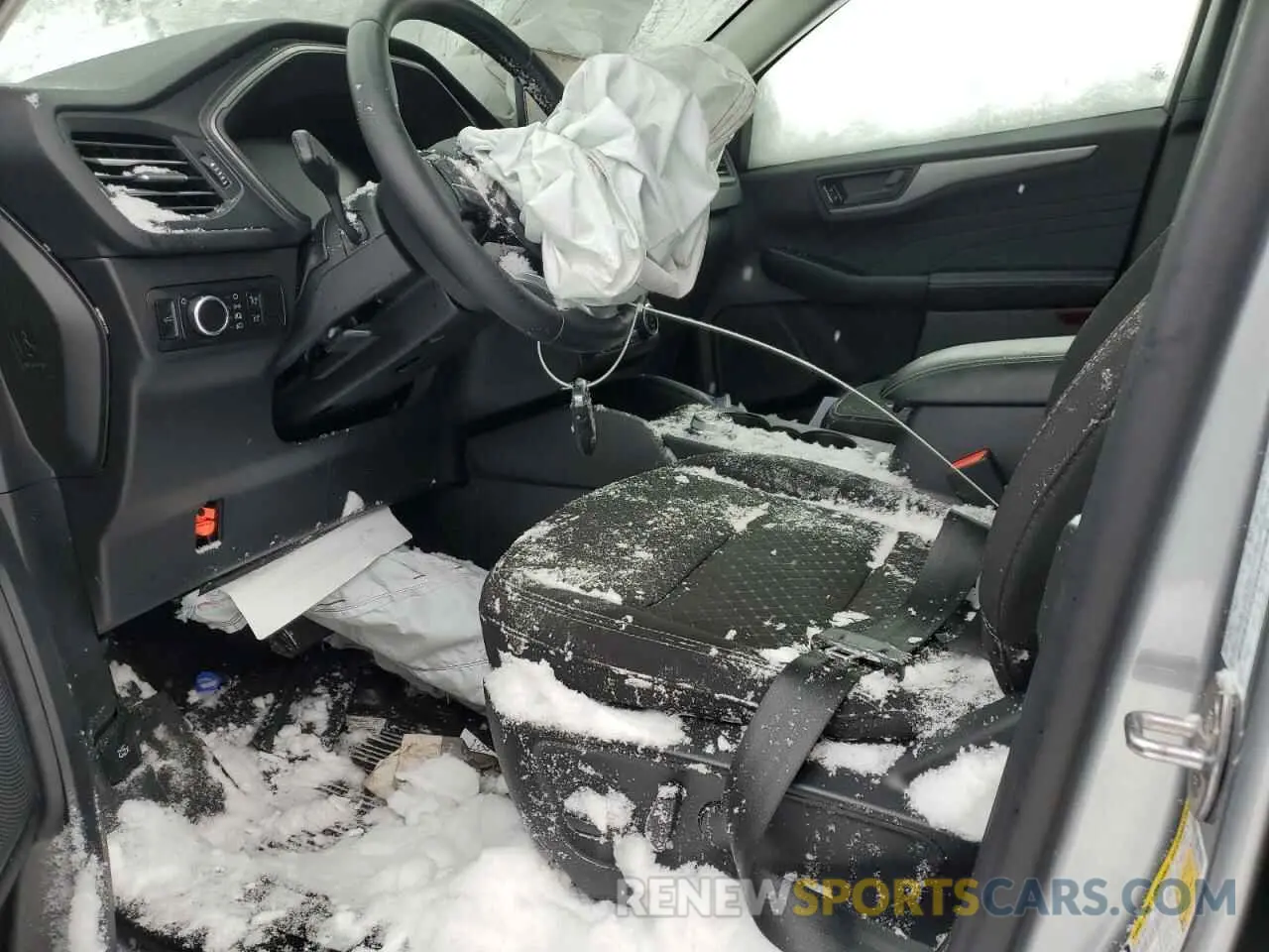 7 Photograph of a damaged car 1FMCU9GN8PUA88527 FORD ESCAPE ACT 2023