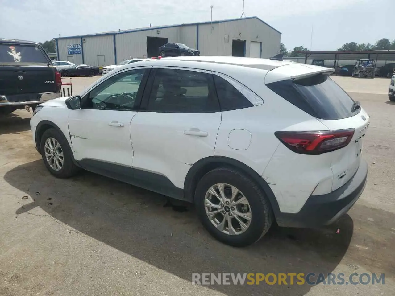 2 Фотография поврежденного автомобиля 1FMCU0GN0RUA10113 FORD ESCAPE ACT 2024