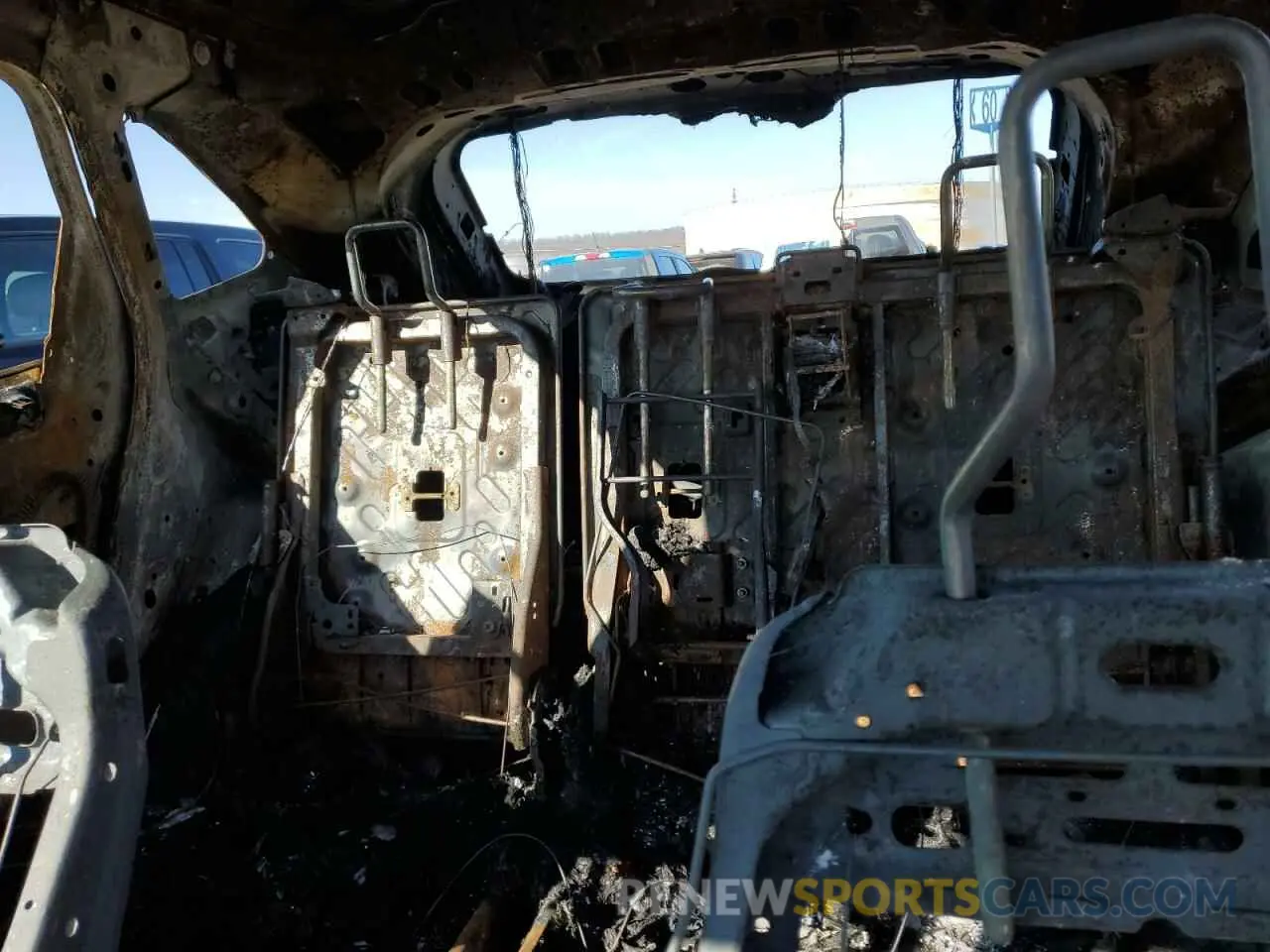 10 Фотография поврежденного автомобиля 1FMCU0GN0RUA14890 FORD ESCAPE ACT 2024