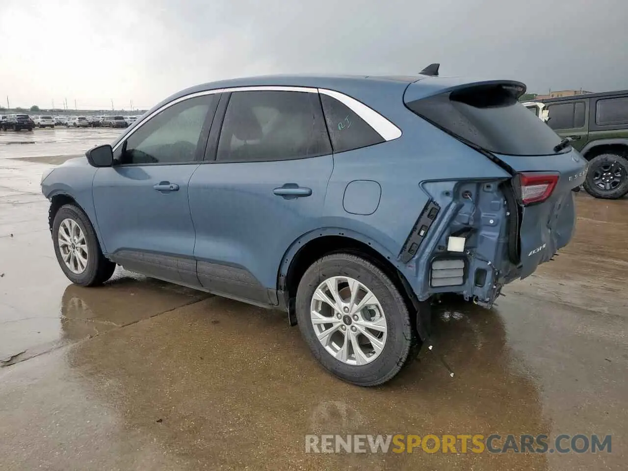 2 Photograph of a damaged car 1FMCU0GN2RUB35985 FORD ESCAPE ACT 2024