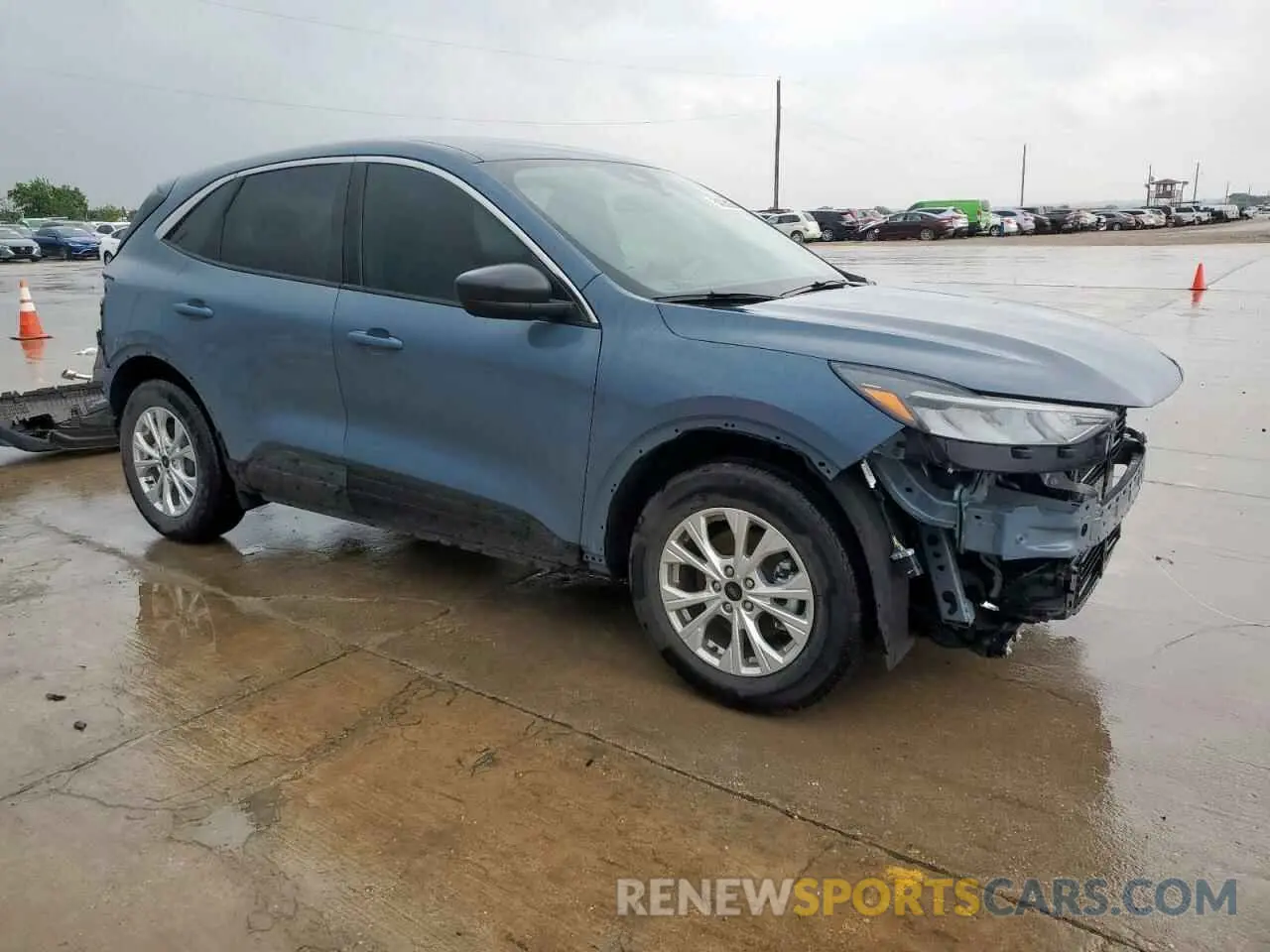 4 Photograph of a damaged car 1FMCU0GN2RUB35985 FORD ESCAPE ACT 2024