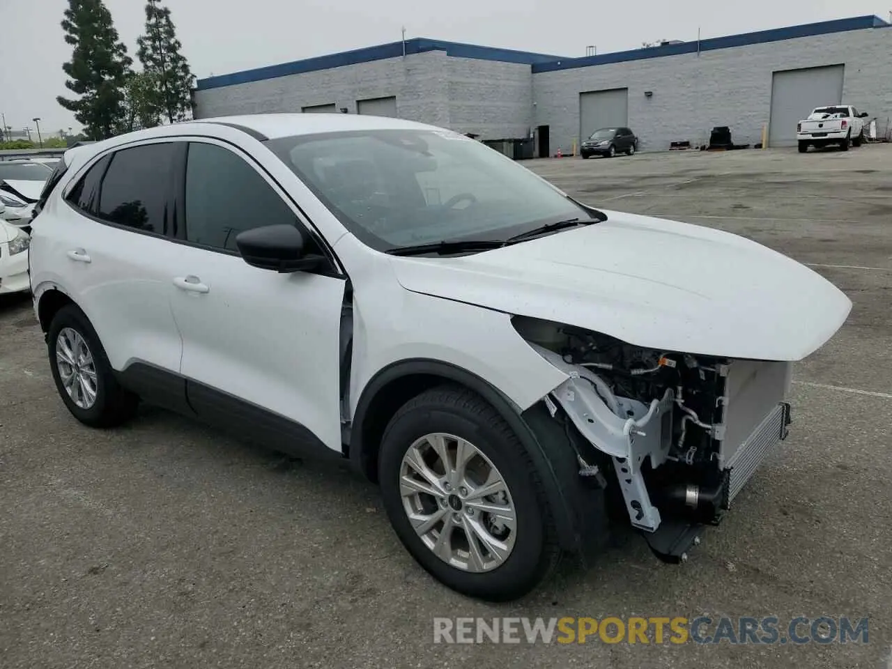 4 Фотография поврежденного автомобиля 1FMCU0GN4RUB27290 FORD ESCAPE ACT 2024