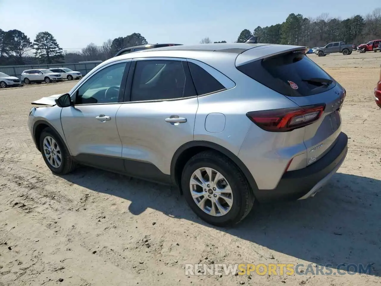 2 Фотография поврежденного автомобиля 1FMCU0GN5RUA69769 FORD ESCAPE ACT 2024