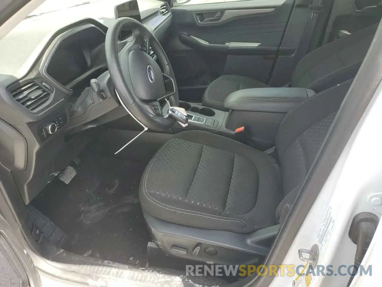 7 Фотография поврежденного автомобиля 1FMCU0GN7RUA20458 FORD ESCAPE ACT 2024
