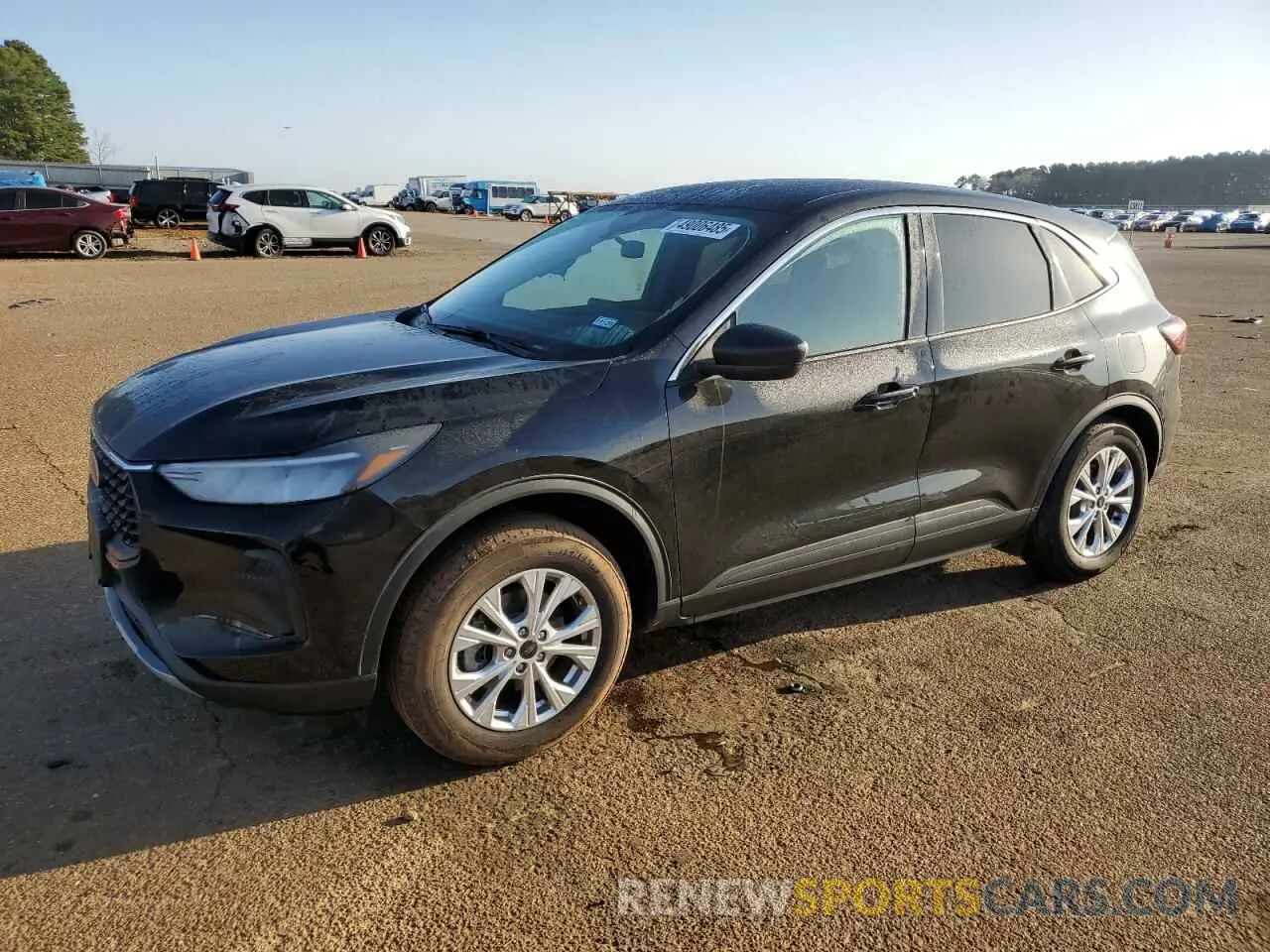 1 Фотография поврежденного автомобиля 1FMCU0GN7RUB30233 FORD ESCAPE ACT 2024