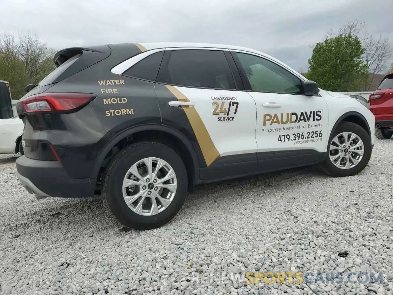 3 Photograph of a damaged car 1FMCU0GNXRUB26290 FORD ESCAPE ACT 2024