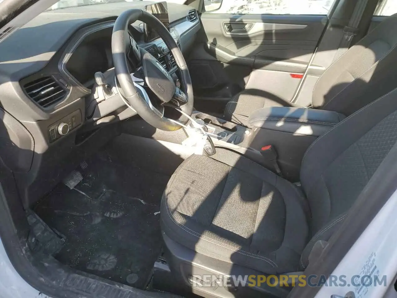 7 Фотография поврежденного автомобиля 1FMCU0GNXRUB34292 FORD ESCAPE ACT 2024