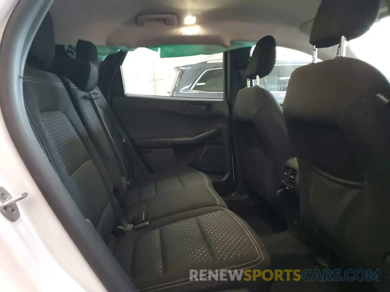 11 Фотография поврежденного автомобиля 1FMCU9GN0RUB55902 FORD ESCAPE ACT 2024