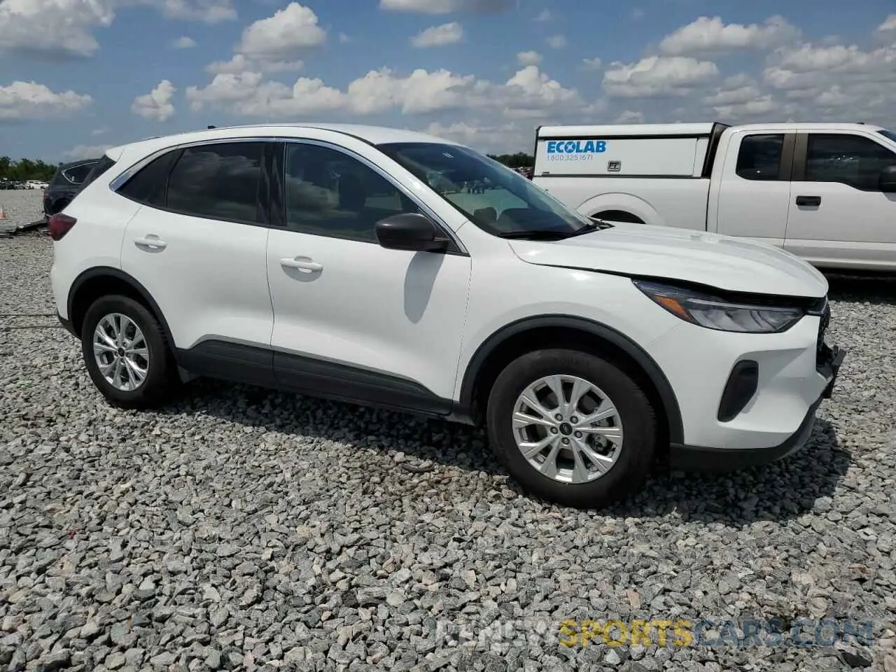 4 Photograph of a damaged car 1FMCU9GN3RUA99258 FORD ESCAPE ACT 2024