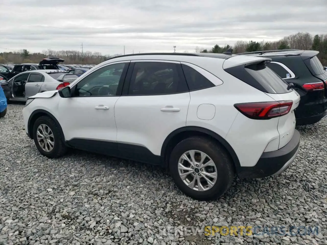 2 Фотография поврежденного автомобиля 1FMCU9GN3RUB01879 FORD ESCAPE ACT 2024