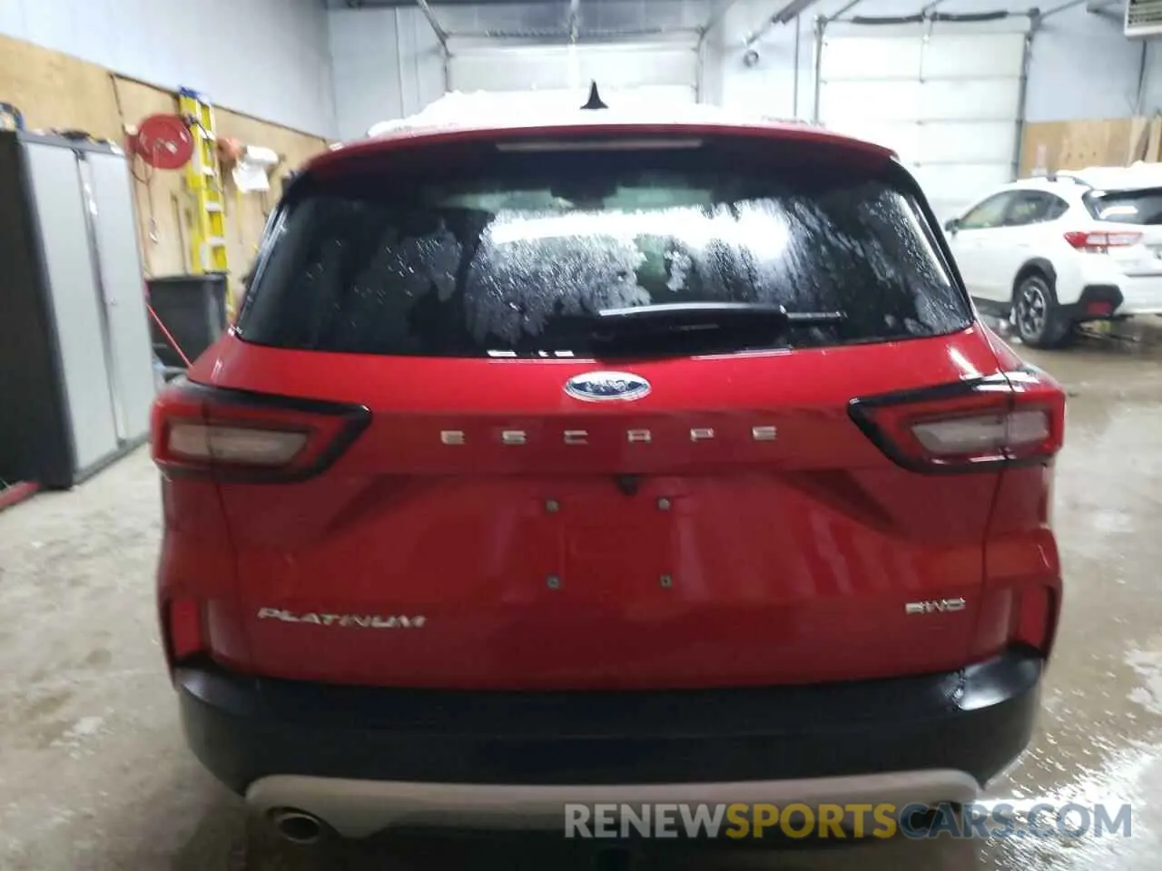 6 Фотография поврежденного автомобиля 1FMCU9JA0RUB33873 FORD ESCAPE PLA 2024