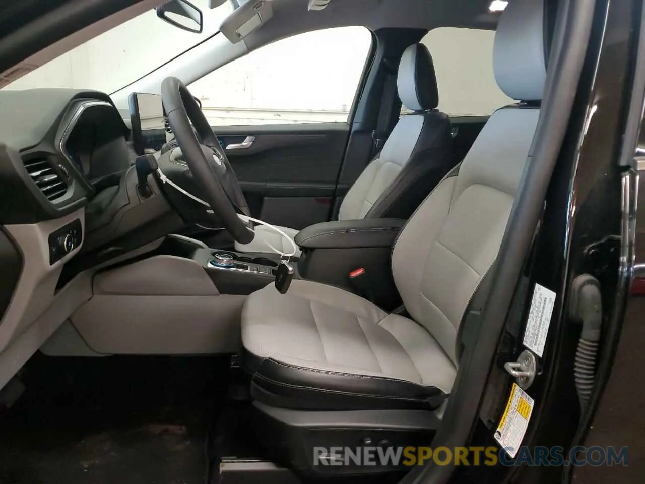 7 Photograph of a damaged car 1FMCU9JA6RUA69547 FORD ESCAPE PLA 2024
