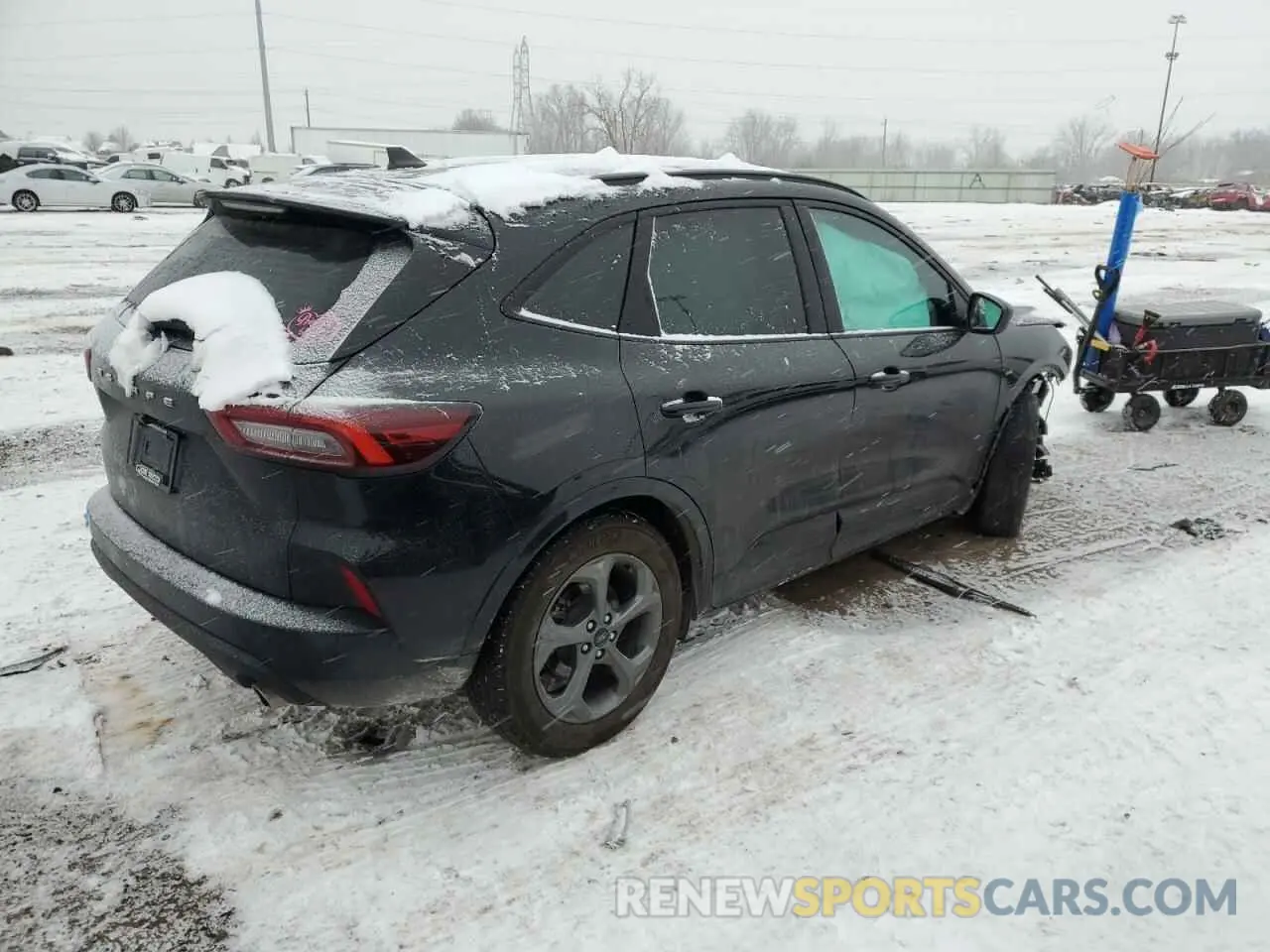 3 Фотография поврежденного автомобиля 1FMCU0MN2PUA42434 FORD ESCAPE ST 2023