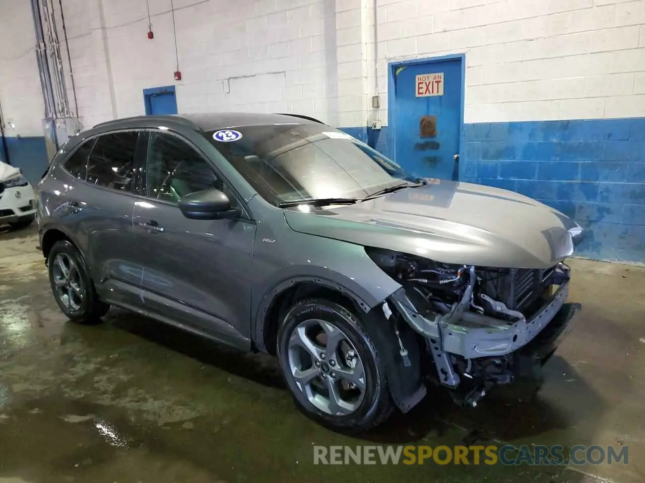 4 Фотография поврежденного автомобиля 1FMCU0MN7PUA05864 FORD ESCAPE ST 2023
