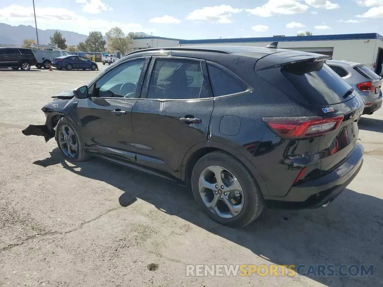 2 Фотография поврежденного автомобиля 1FMCU0MN9PUB37346 FORD ESCAPE ST 2023