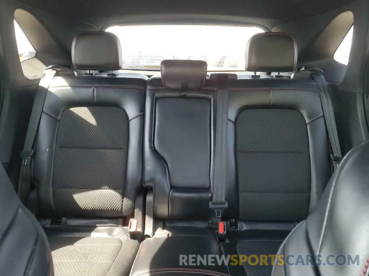 10 Фотография поврежденного автомобиля 1FMCU0MZXPUA98589 FORD ESCAPE ST 2023