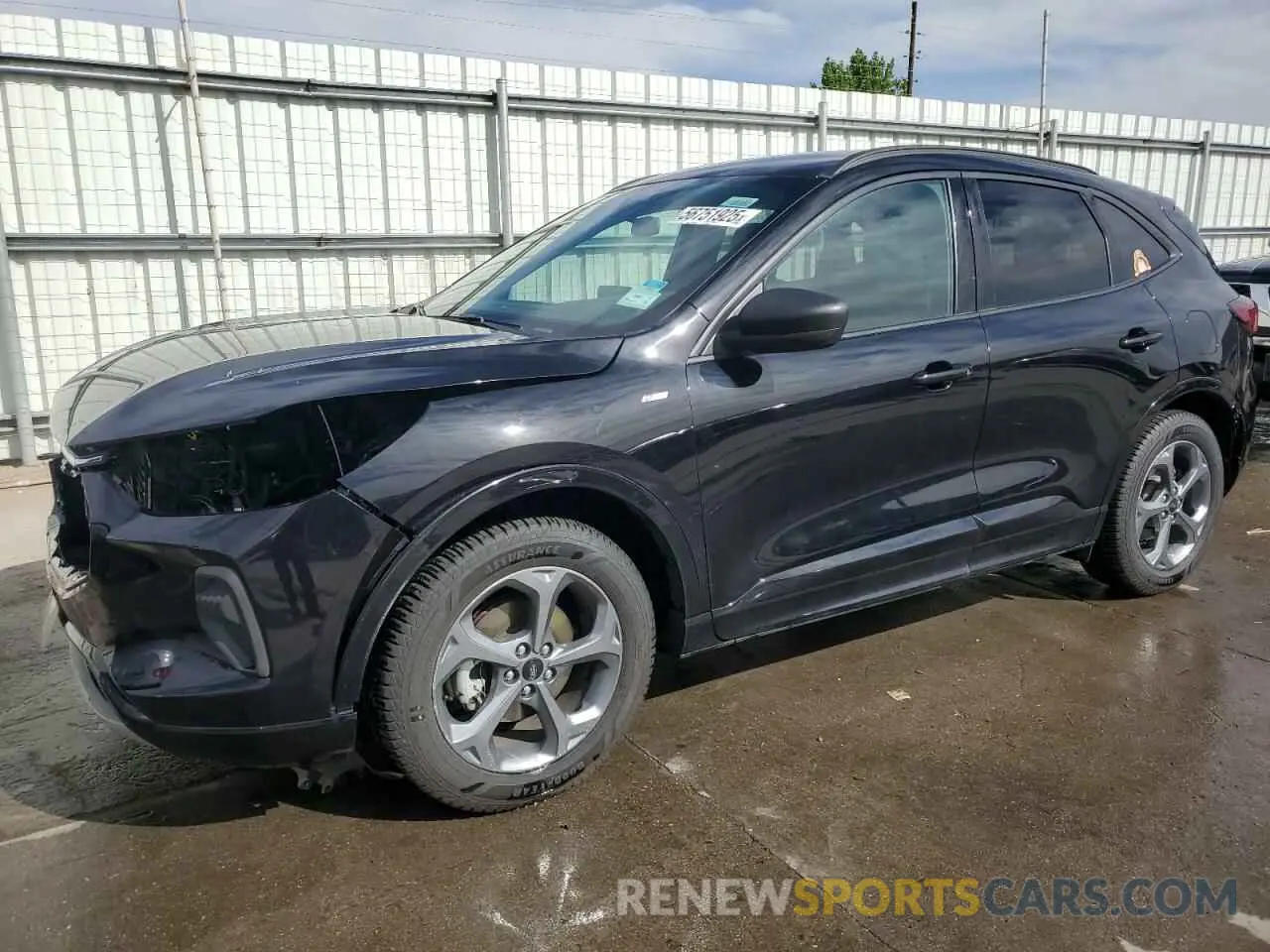 1 Фотография поврежденного автомобиля 1FMCU9MN1PUA91239 FORD ESCAPE ST 2023