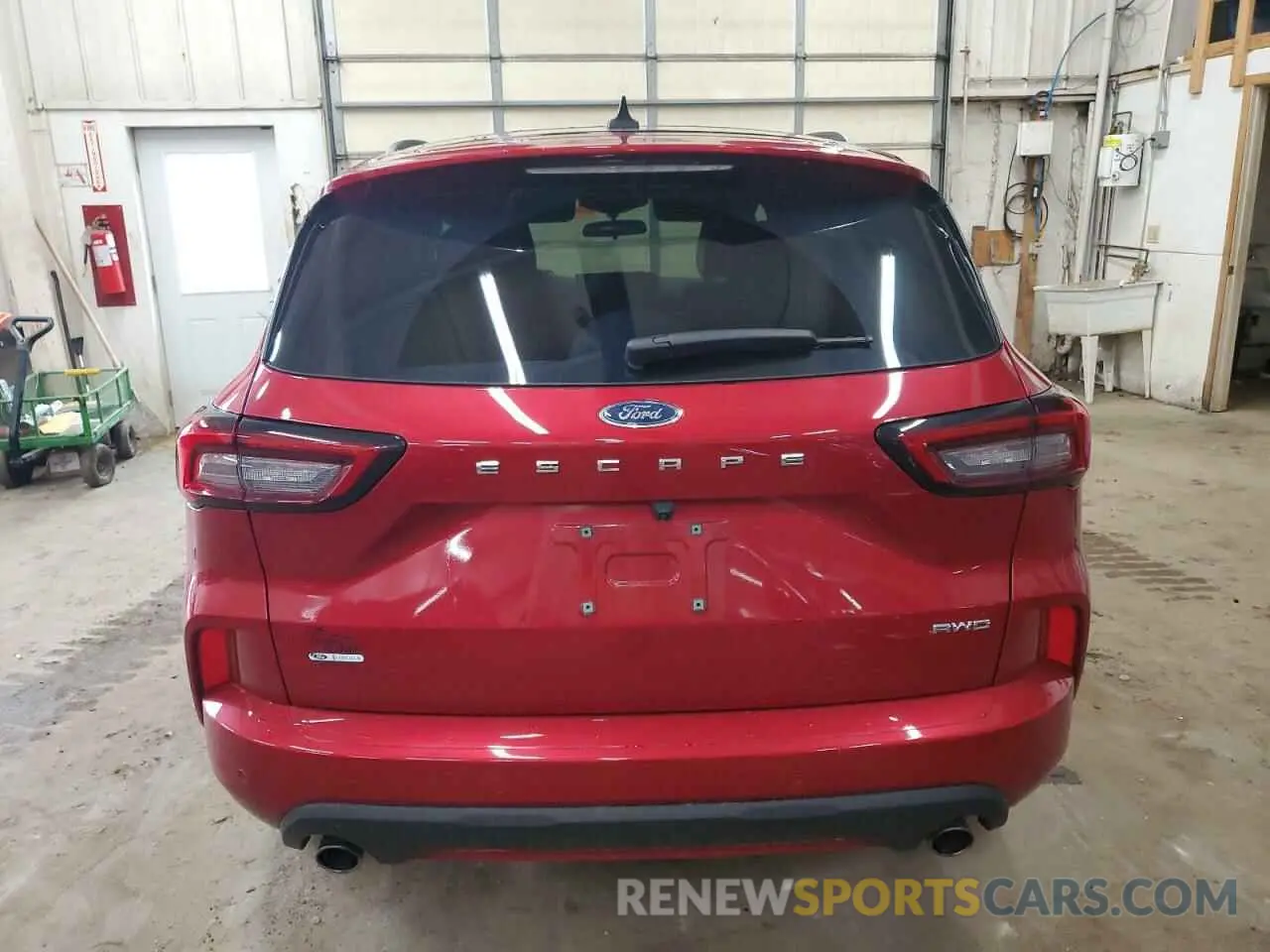 6 Фотография поврежденного автомобиля 1FMCU9MN5PUB46453 FORD ESCAPE ST 2023