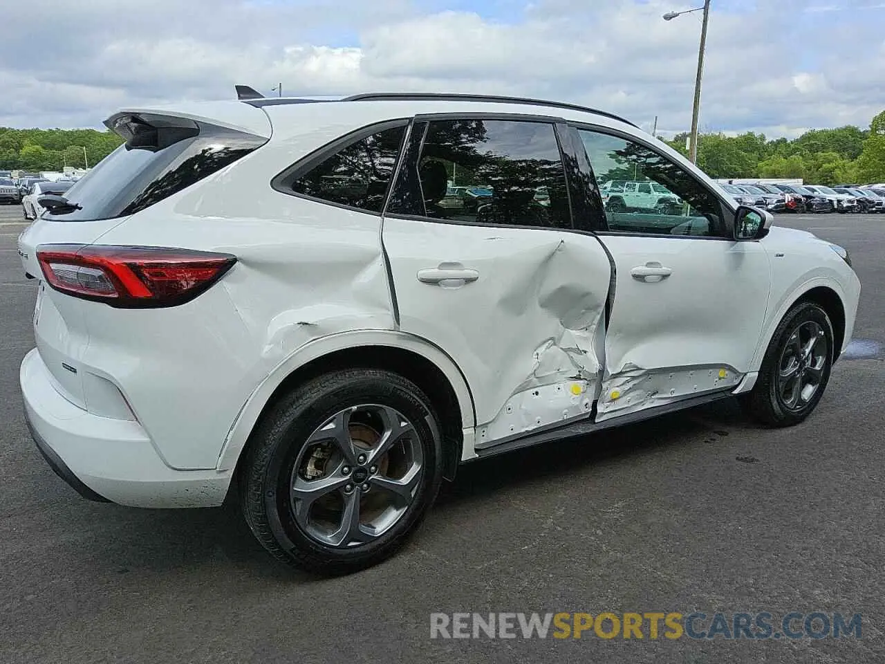 3 Photograph of a damaged car 1FMCU9NZ9PUB47705 FORD ESCAPE ST 2023