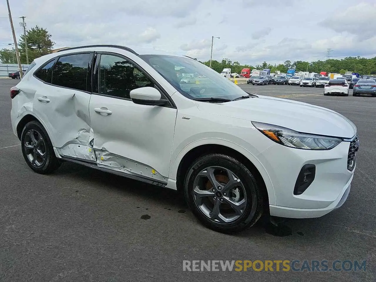 4 Photograph of a damaged car 1FMCU9NZ9PUB47705 FORD ESCAPE ST 2023