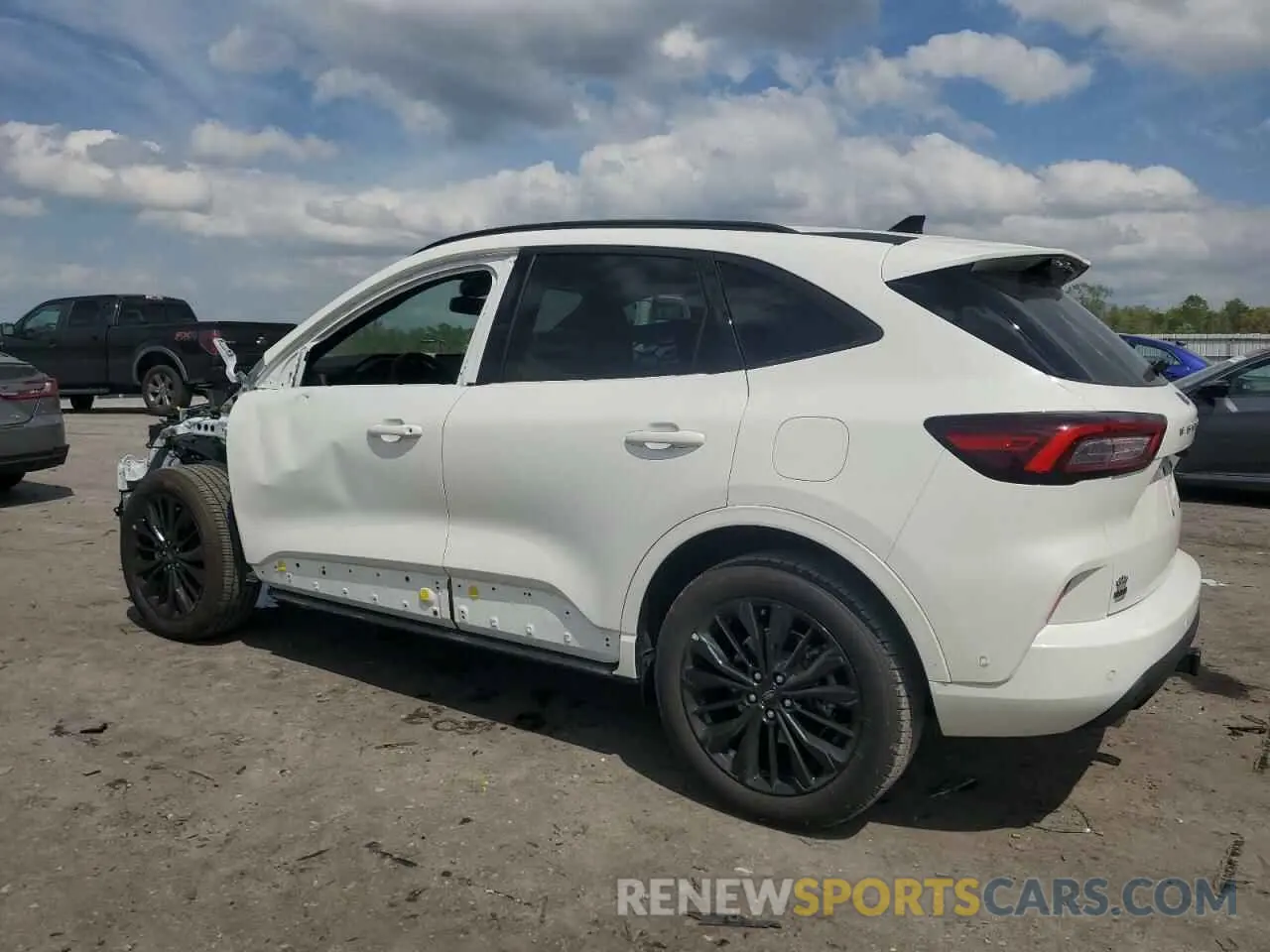 2 Фотография поврежденного автомобиля 1FMCU9PA8PUA96642 FORD ESCAPE ST 2023
