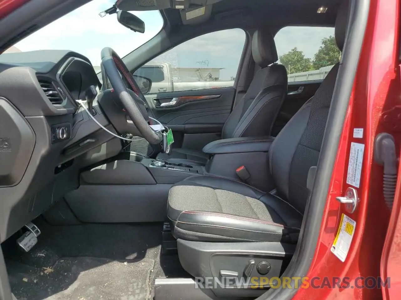 7 Фотография поврежденного автомобиля 1FMCU0MN2RUB33626 FORD ESCAPE ST 2024