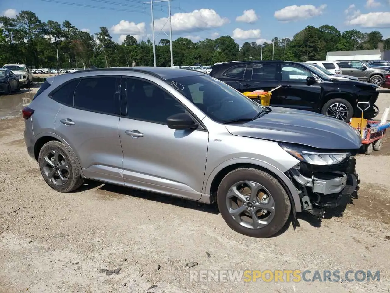 4 Фотография поврежденного автомобиля 1FMCU0MN3RUB31383 FORD ESCAPE ST 2024