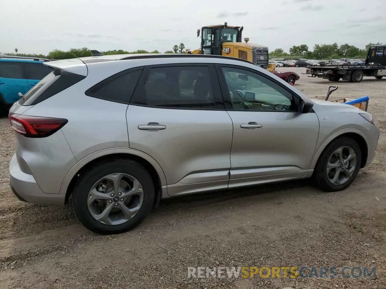 3 Photograph of a damaged car 1FMCU0MNXRUA12570 FORD ESCAPE ST 2024
