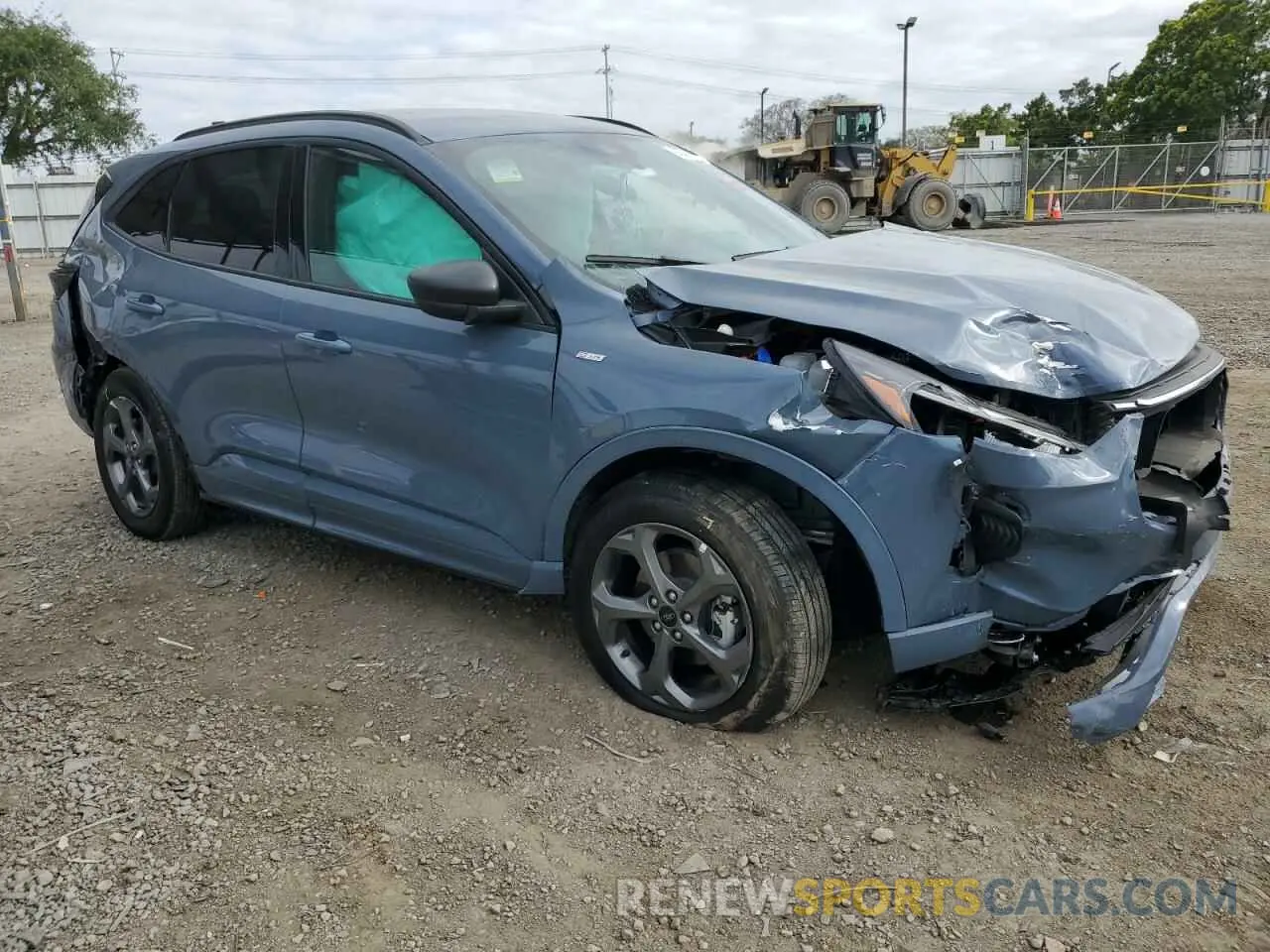 4 Фотография поврежденного автомобиля 1FMCU0MZ4RUB14059 FORD ESCAPE ST 2024