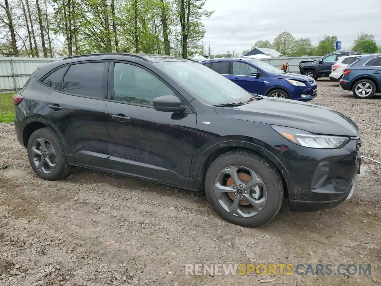 4 Photograph of a damaged car 1FMCU9MN1RUA38074 FORD ESCAPE ST 2024