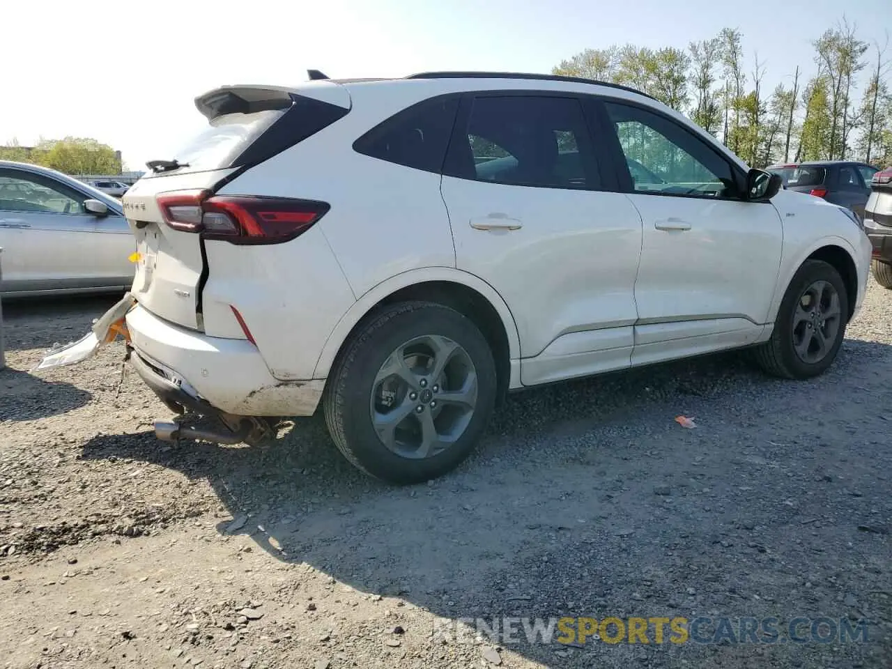 3 Фотография поврежденного автомобиля 1FMCU9MN8RUA38363 FORD ESCAPE ST 2024