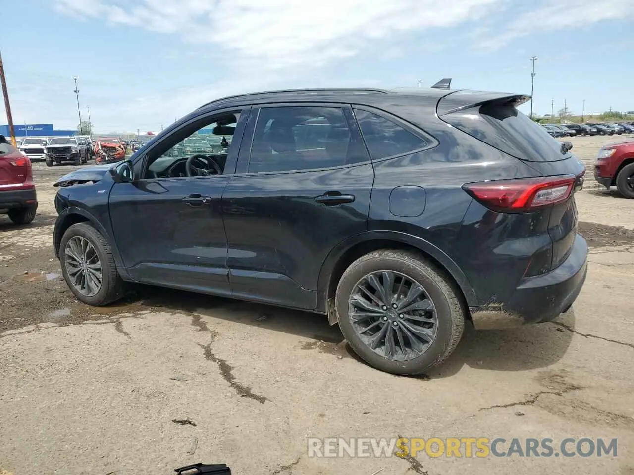 2 Фотография поврежденного автомобиля 1FMCU9PA3RUA80335 FORD ESCAPE ST 2024