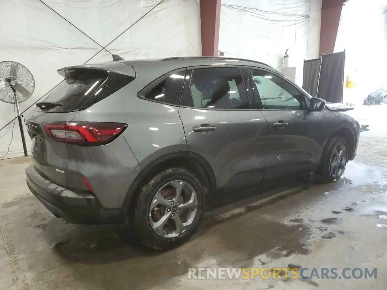 3 Фотография поврежденного автомобиля 1FMCU9MN3SUA10668 FORD ESCAPE ST 2025