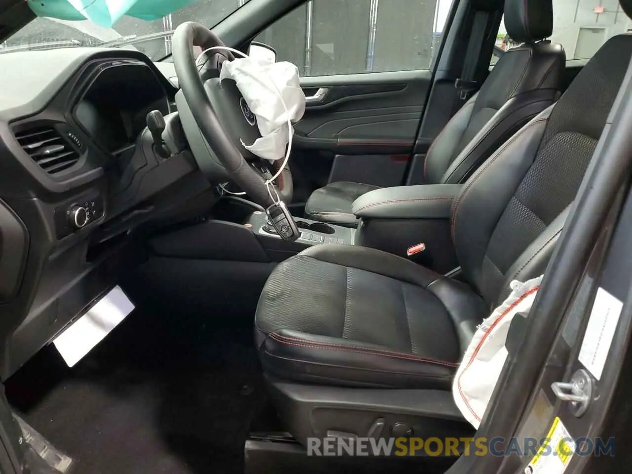 7 Фотография поврежденного автомобиля 1FMCU9MN3SUA10668 FORD ESCAPE ST 2025
