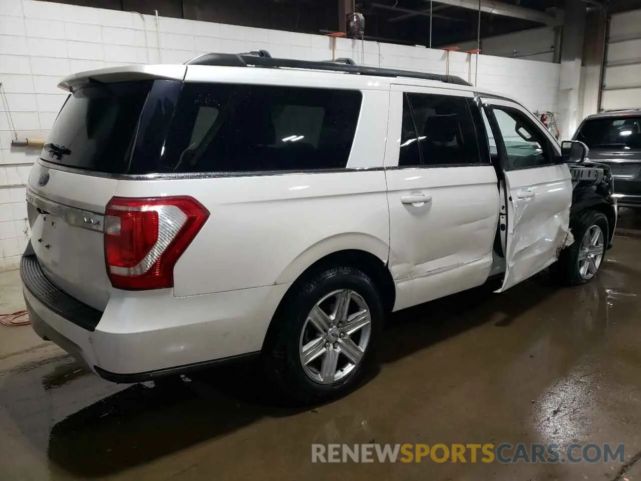 3 Фотография поврежденного автомобиля 1FMJK1JT2KEA70078 FORD EXPEDITION 2019