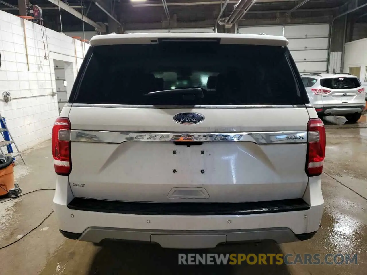 6 Фотография поврежденного автомобиля 1FMJK1JT2KEA70078 FORD EXPEDITION 2019