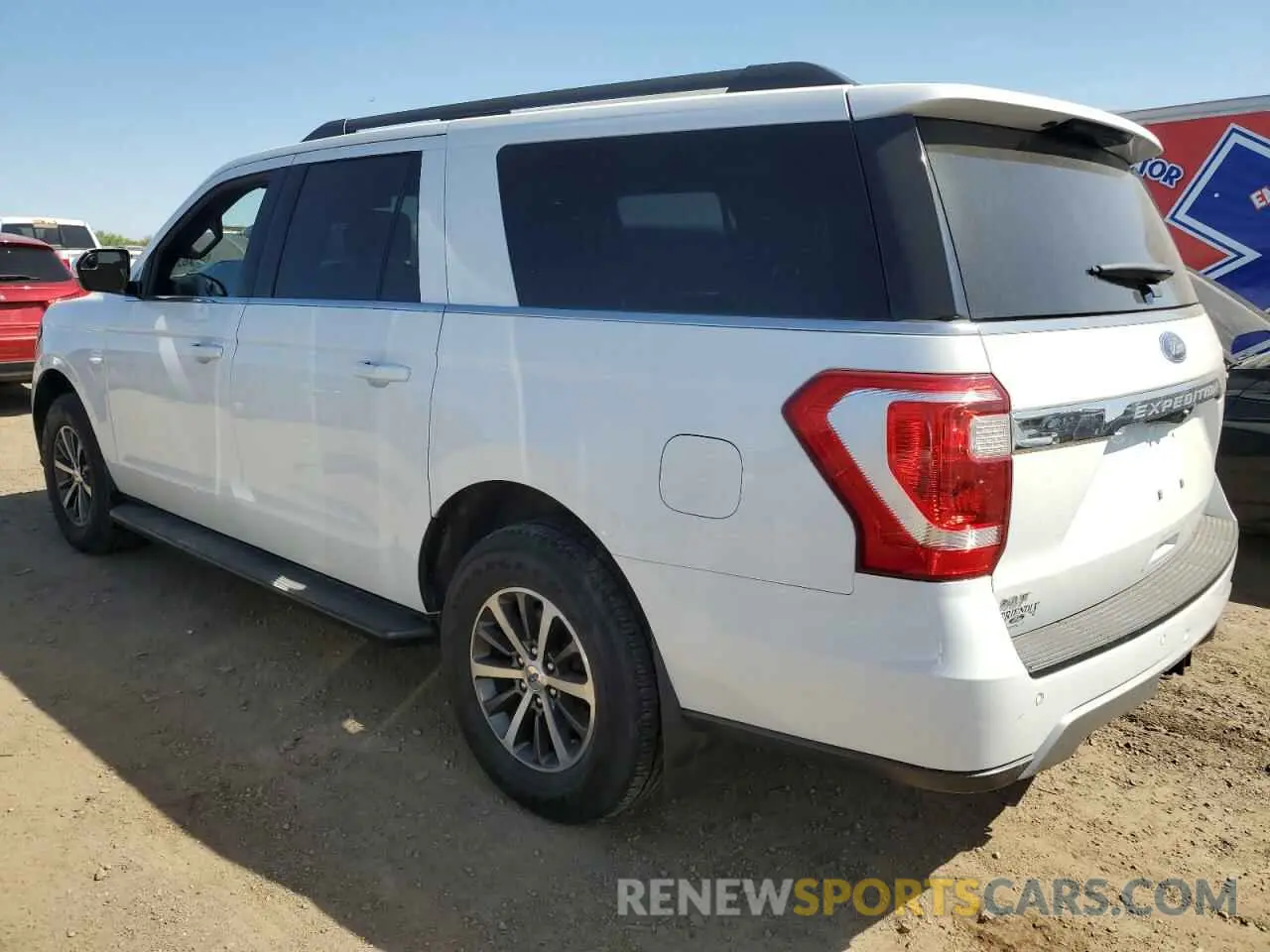 2 Photograph of a damaged car 1FMJK1JT5KEA20128 FORD EXPEDITION 2019