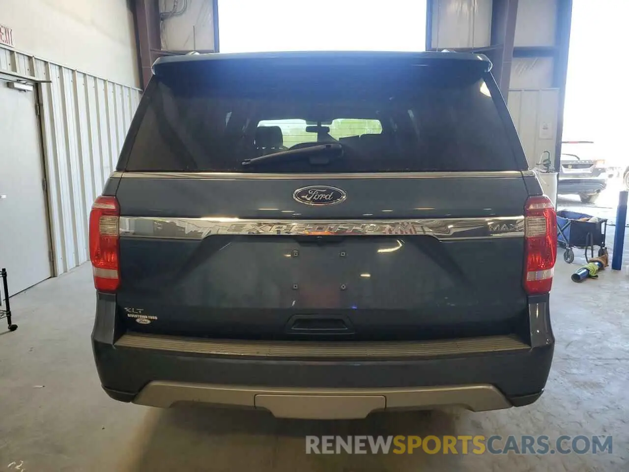 6 Photograph of a damaged car 1FMJK1JT6KEA58418 FORD EXPEDITION 2019