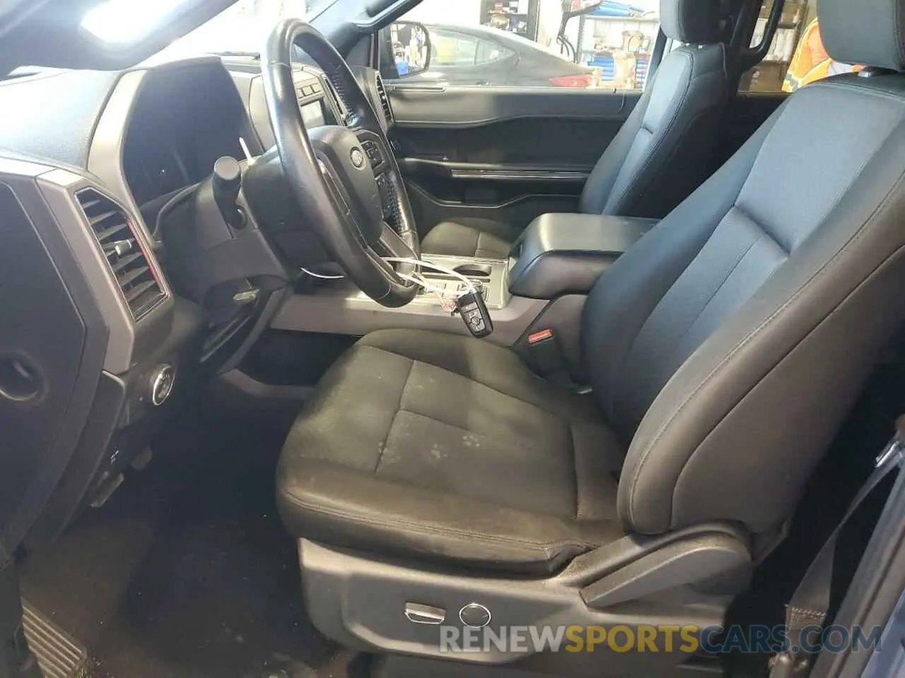 7 Photograph of a damaged car 1FMJK1JT6KEA58418 FORD EXPEDITION 2019