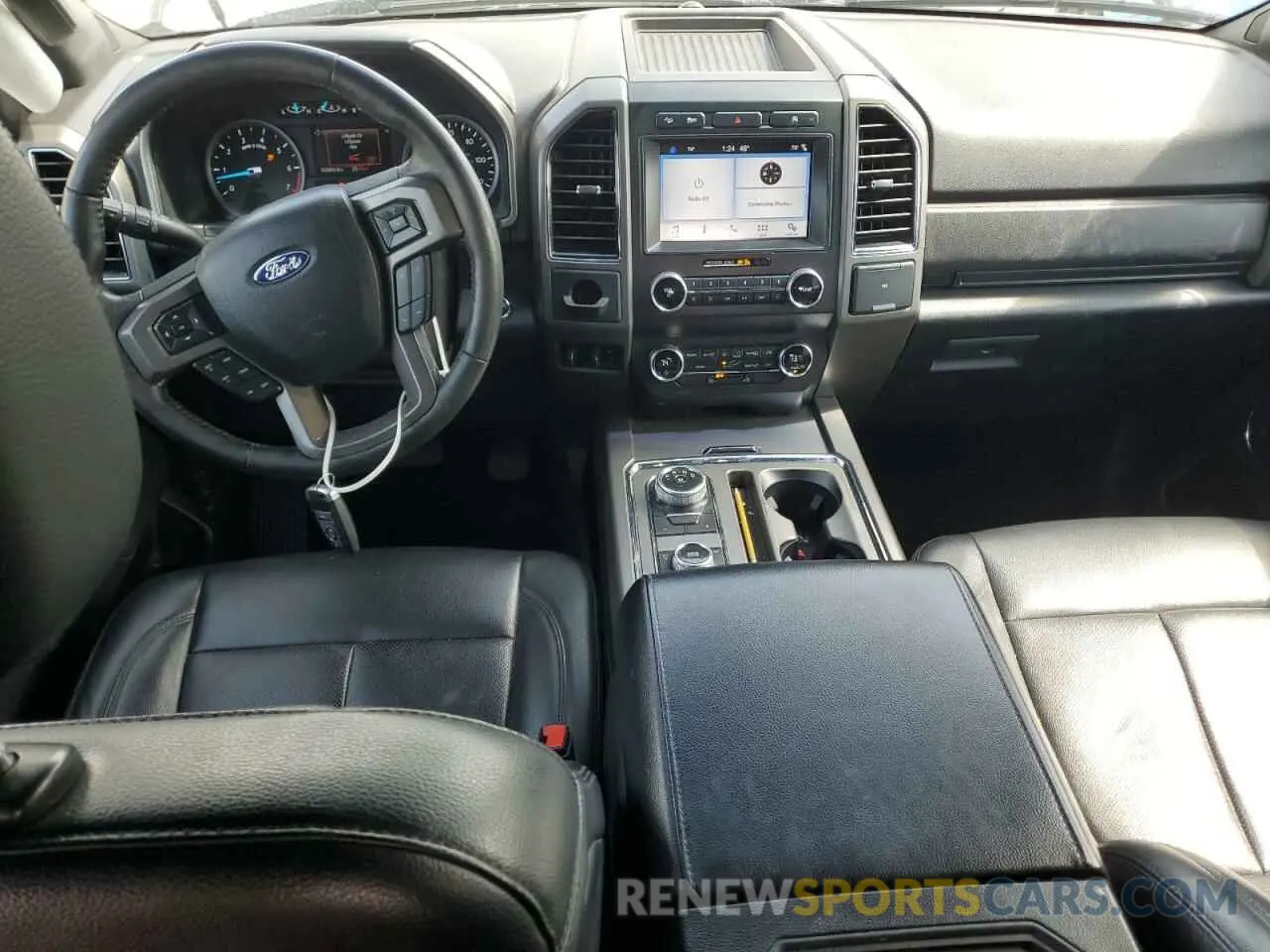 8 Photograph of a damaged car 1FMJK1JT8KEA39093 FORD EXPEDITION 2019