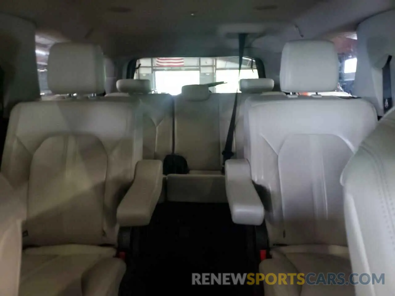 10 Photograph of a damaged car 1FMJK1MT7KEA55202 FORD EXPEDITION 2019