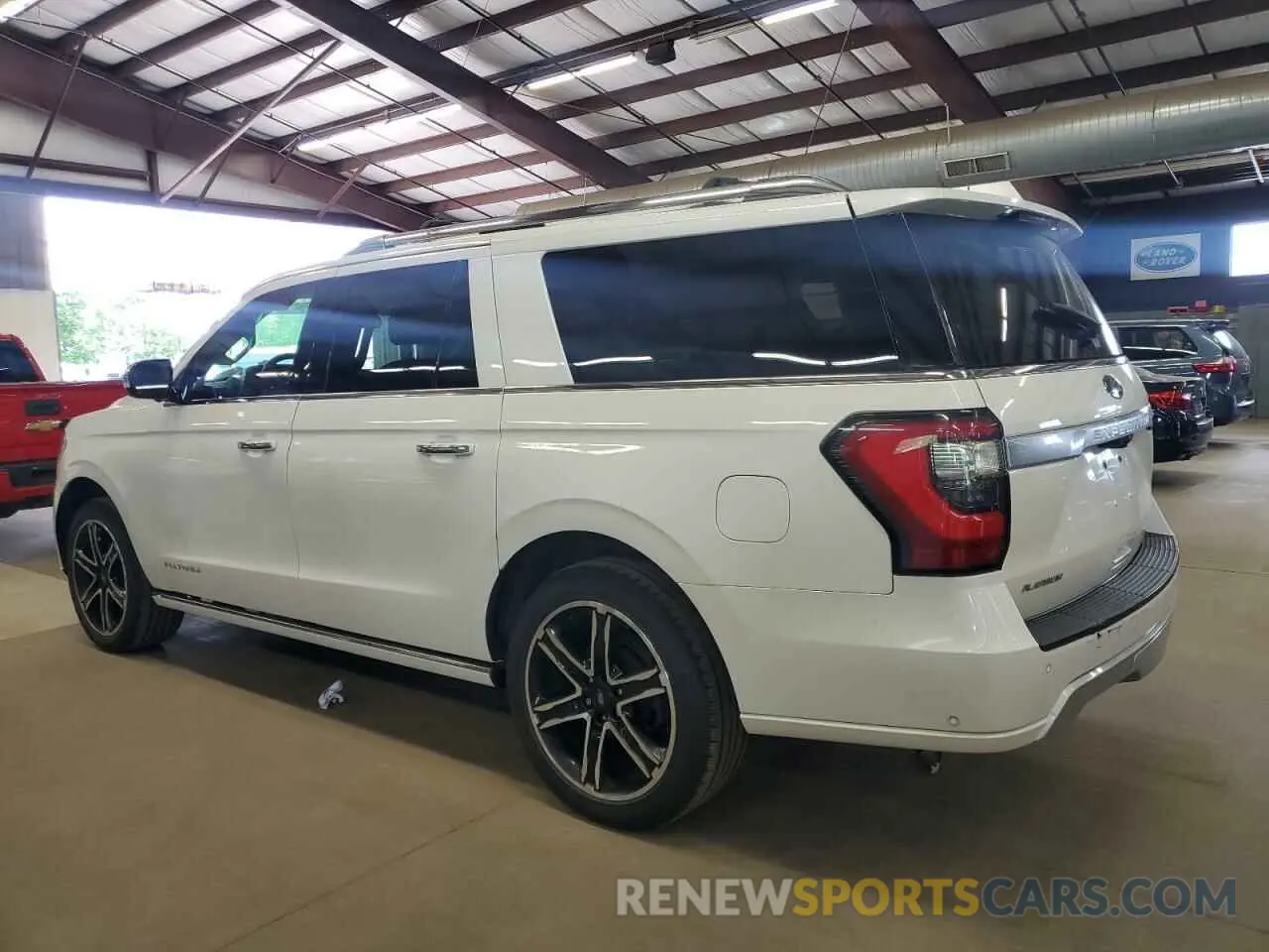 2 Photograph of a damaged car 1FMJK1MT7KEA55202 FORD EXPEDITION 2019