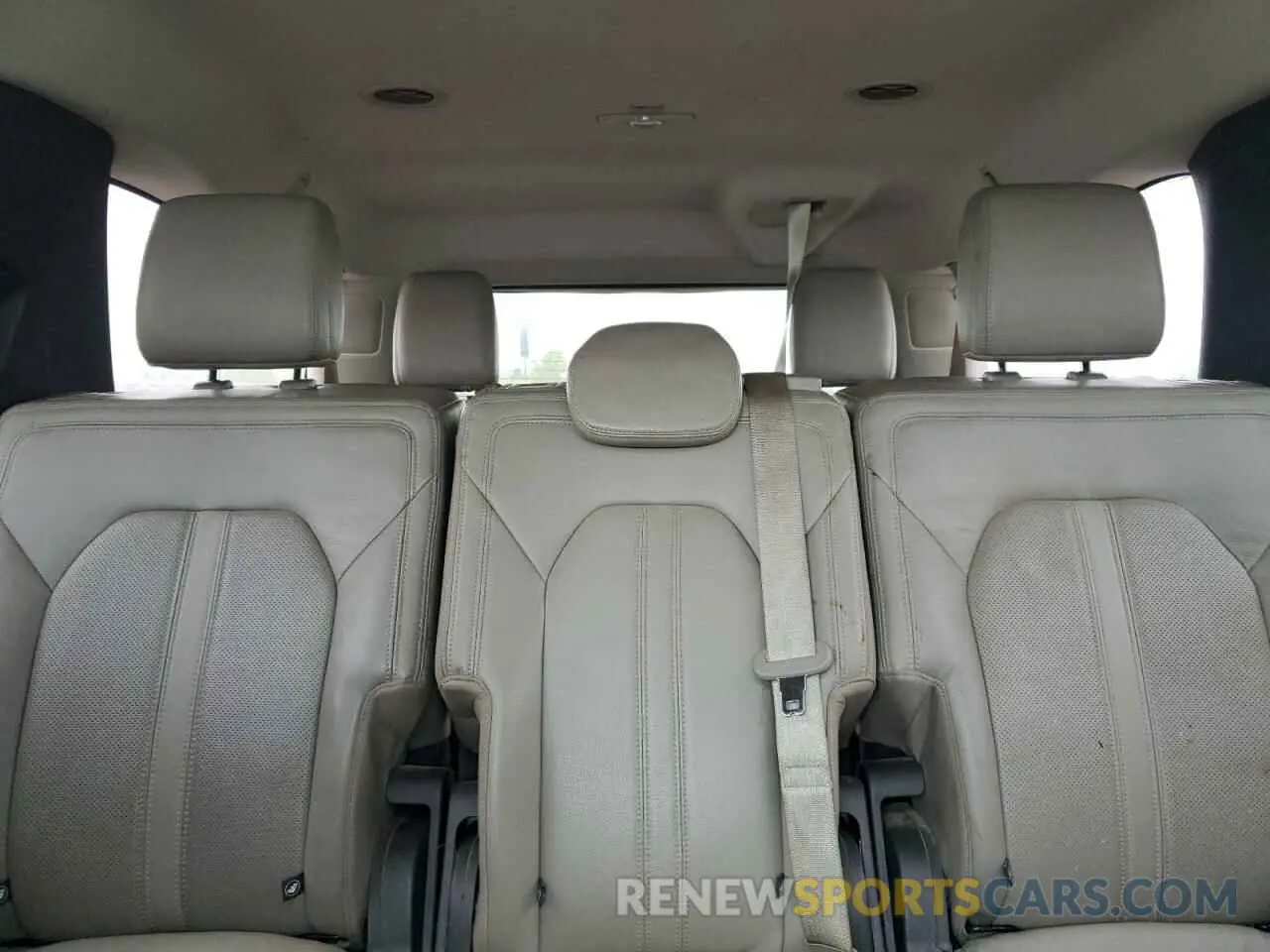 10 Photograph of a damaged car 1FMJK2AT4KEA03732 FORD EXPEDITION 2019
