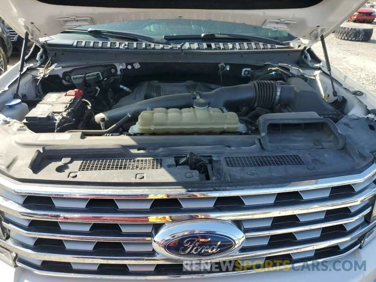 12 Photograph of a damaged car 1FMJK2AT8KEA69166 FORD EXPEDITION 2019