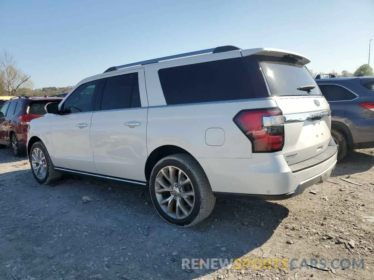 2 Photograph of a damaged car 1FMJK2AT8KEA69166 FORD EXPEDITION 2019