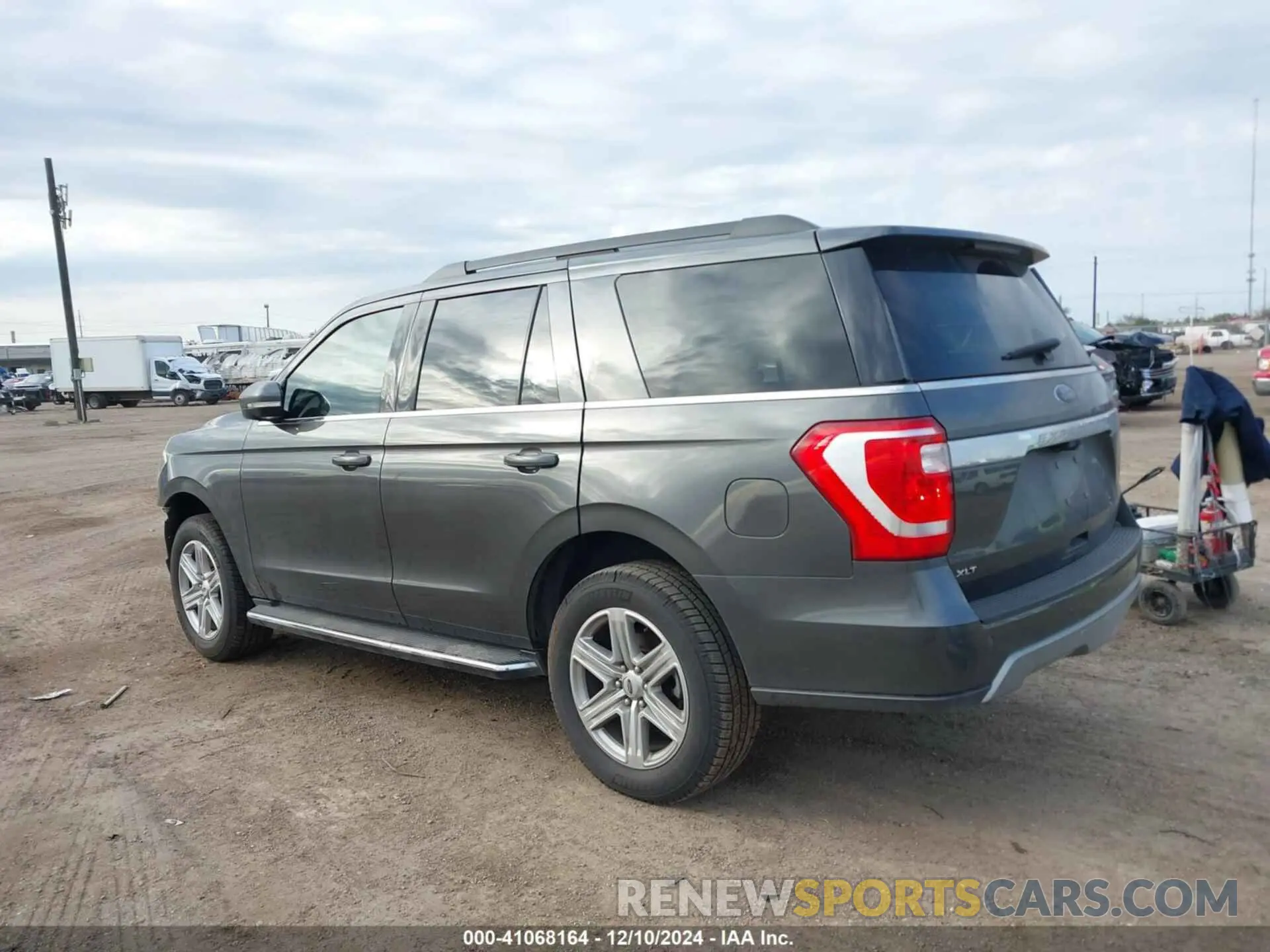 15 Photograph of a damaged car 1FMJU1HT1KEA60514 FORD EXPEDITION 2019