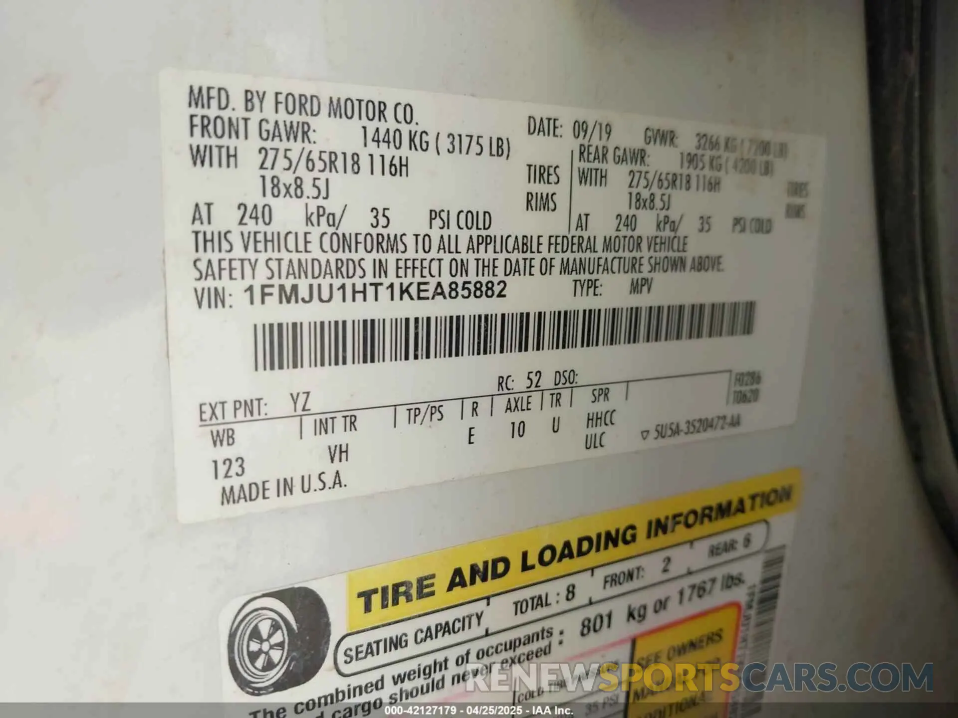 9 Photograph of a damaged car 1FMJU1HT1KEA85882 FORD EXPEDITION 2019