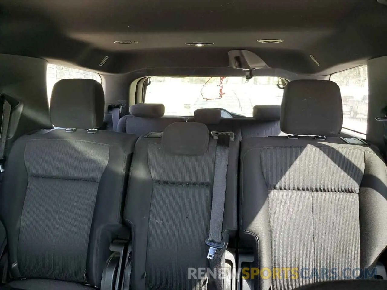 10 Photograph of a damaged car 1FMJU1HT3KEA75175 FORD EXPEDITION 2019