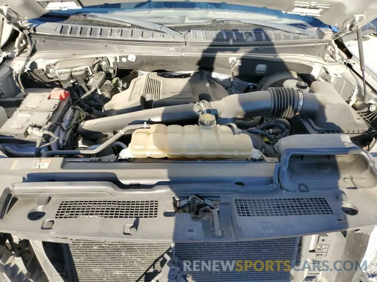 11 Photograph of a damaged car 1FMJU1HT4KEA62046 FORD EXPEDITION 2019